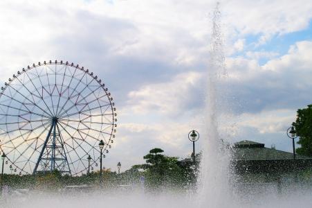 喷泉和弗累斯大转轮免费图片