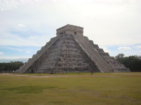 墨西哥金字塔建筑景色图片