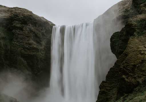 山川瀑布自然景物图片