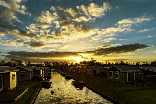 荷兰羊角村自然风光图片
