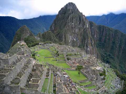 秘鲁马丘比丘印加遗迹光景图片