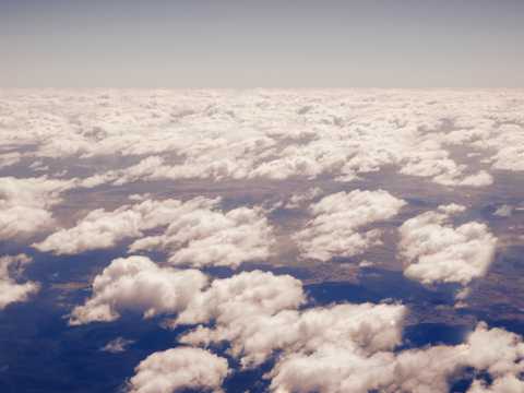 天空中的云彩图片