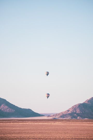 远山热气球拍摄图片