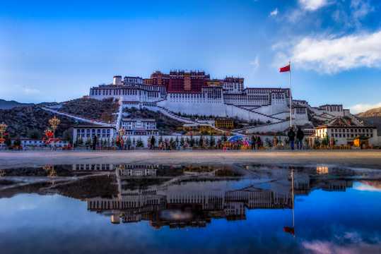 西藏拉萨布达拉宫建筑景致图片