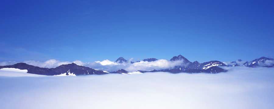 山岭云彩图片